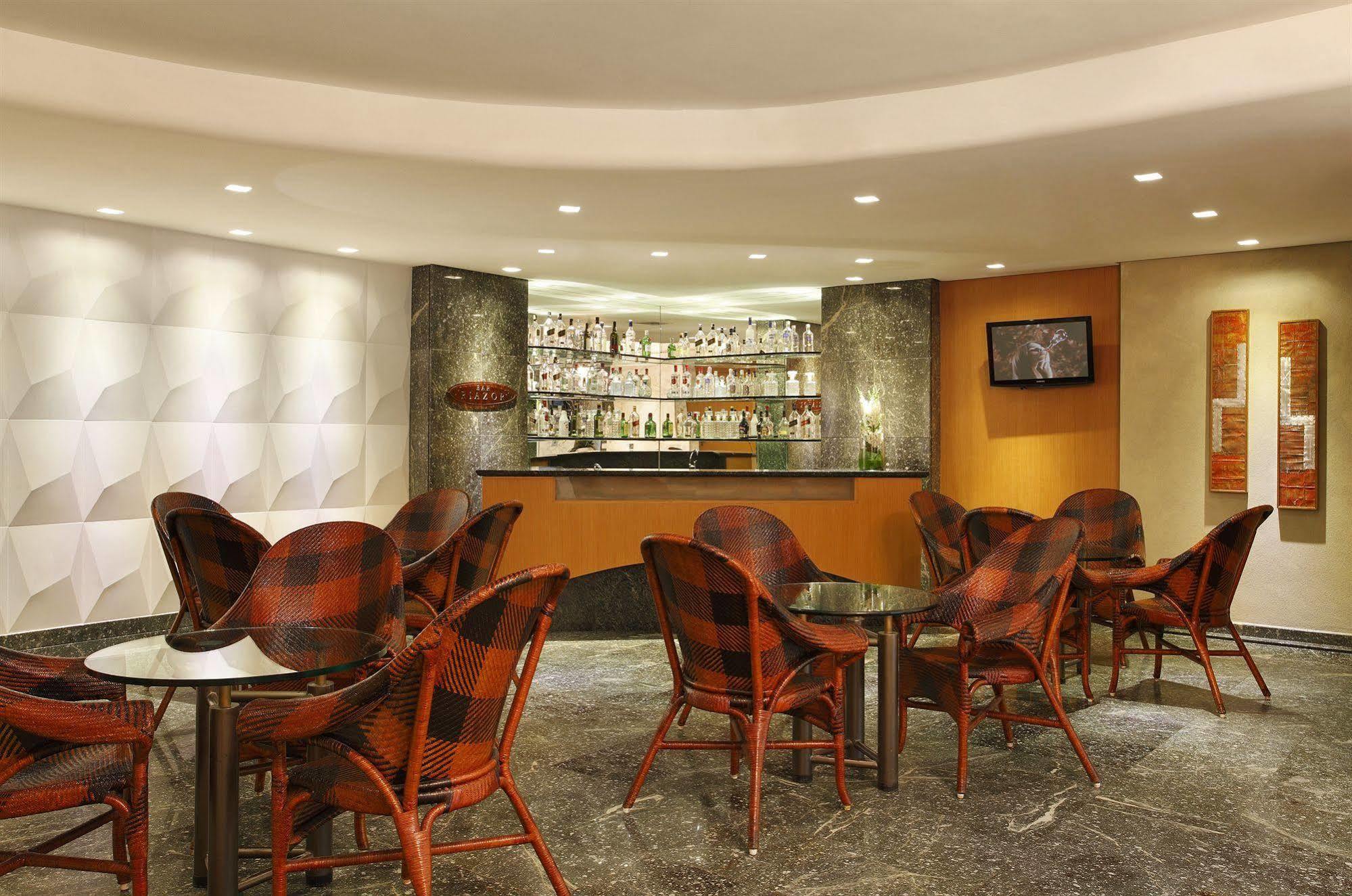 Hotel Mirasol Copacabana 4*