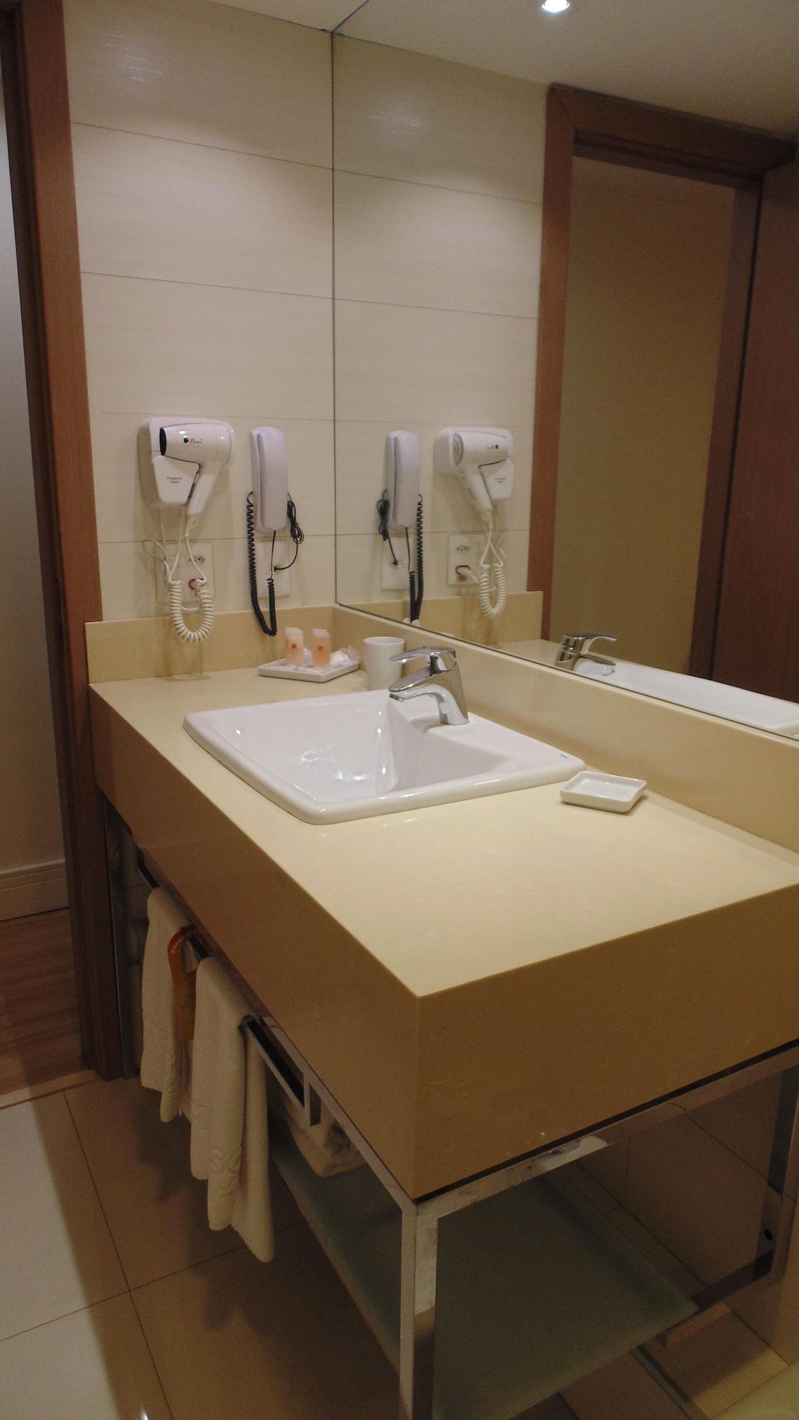 Mirasol Copacabana 4*